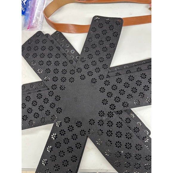 Thyme & Table Other - Thyme & Table Black Felt Pan Protectors Floral Laser Cut Pot Dividers Set of 3
